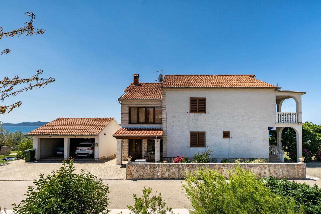 Family Friendly Seaside Apartments Kozino, Zadar - 5756 Petrčane Exterior foto